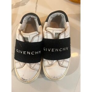 Givenchy Kids White‎ Leather Slip On Sneakers Kids Size 32 or 1 youth Scuffed